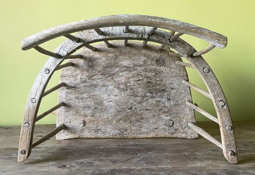 REMARKABLE SCULPTURAL COMB BACK STICK CHAIR - ADDITIONAL PHOTO 4