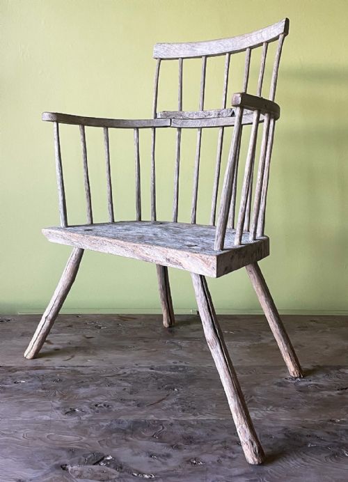 REMARKABLE SCULPTURAL COMB BACK STICK CHAIR - ADDITIONAL PHOTO 5