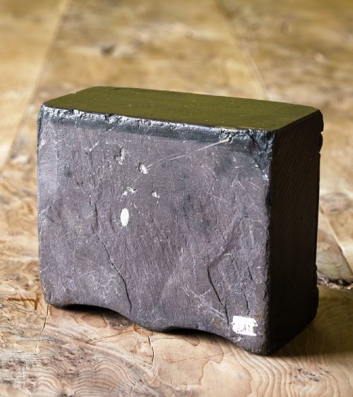 MINIATURE SLATE MODEL OF A CHEST OF DRAWERS - ADDITIONAL PHOTO 3
