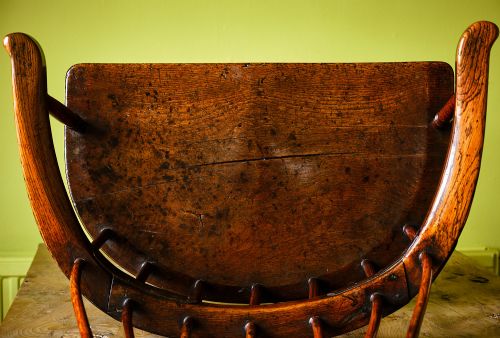LARGE 18TH CENTURY OAK WELSH STICK BACK ARMCHAIR - ADDITIONAL PHOTO 11