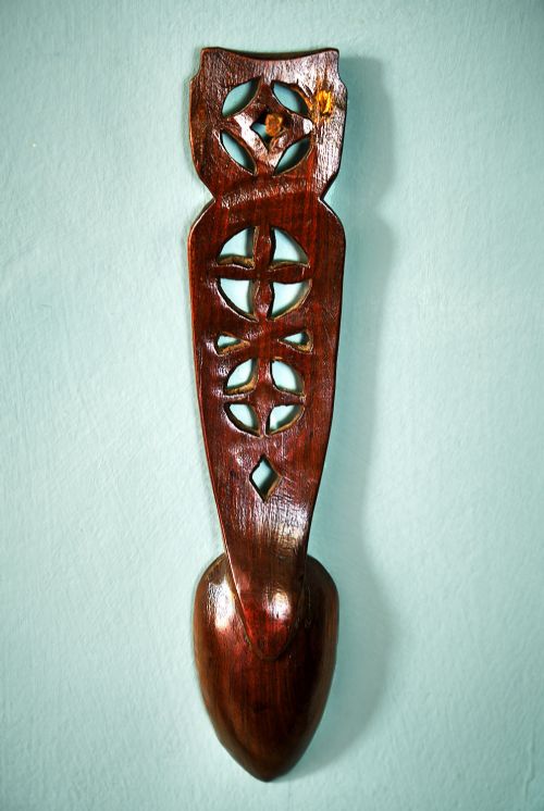 WELSH FRUITWOOD LOVE SPOON - ADDITIONAL PHOTO 5