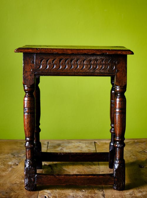 EARLY 17TH CENTURY OAK JOINED STOOL - ADDITIONAL PHOTO 1
