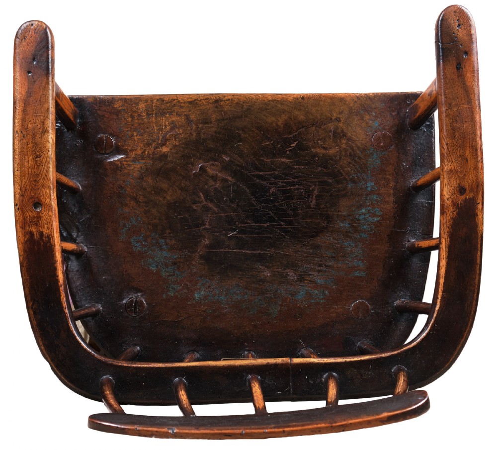 Welsh Comb-Back Chair View IV