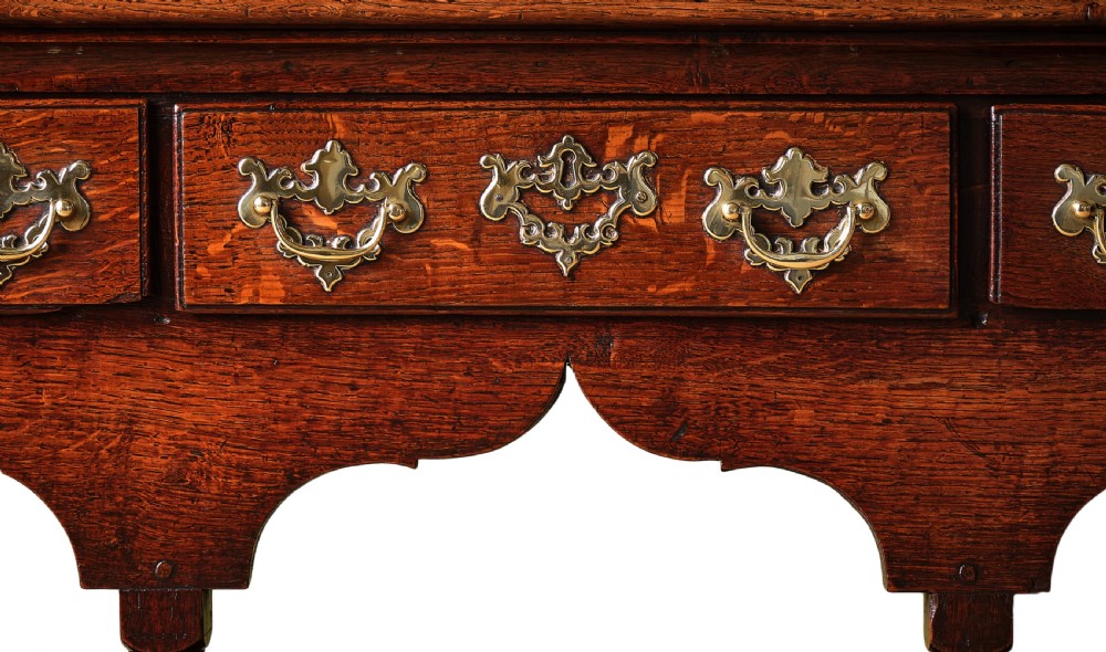 Fine Early Georgian Welsh Oak Low Dresser View IV