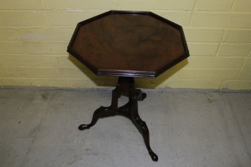 A Georgian Mahogany Occasional Table