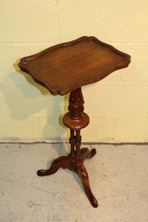 George IV Goncalo Alves Flower Table in Gillows Style
