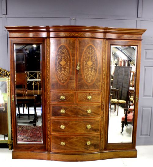 A Beautiful 19th Century Mahogany Inlaid Wardrobe in the Manner of Edwards and Roberts