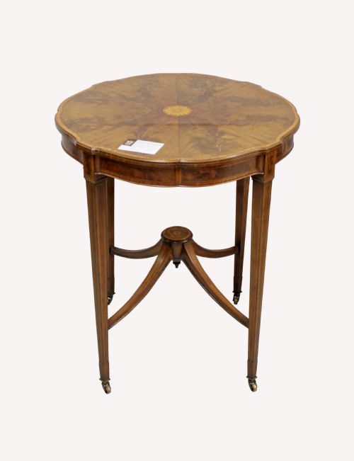 A Very Fine Quality Mahogany and Satinwood Banding Occasional Table by Edwards and Roberts