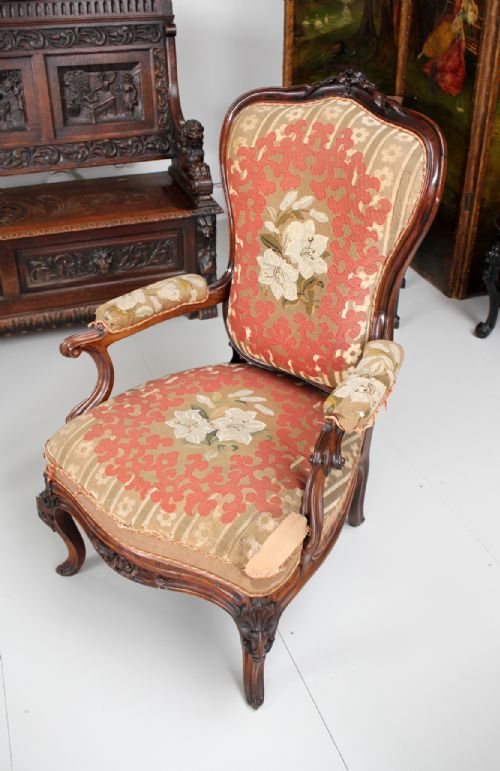 A BEAUTIFUL FRENCH CARVED ROSEWOOD ARMCHAIR - ADDITIONAL PHOTO 6