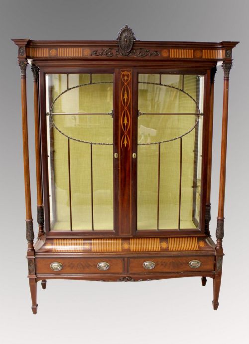 A Beautiful & Impressive Edwardian Mahogany & Inlaid Dispay Cabinet Bearing Label J R Teal & Son