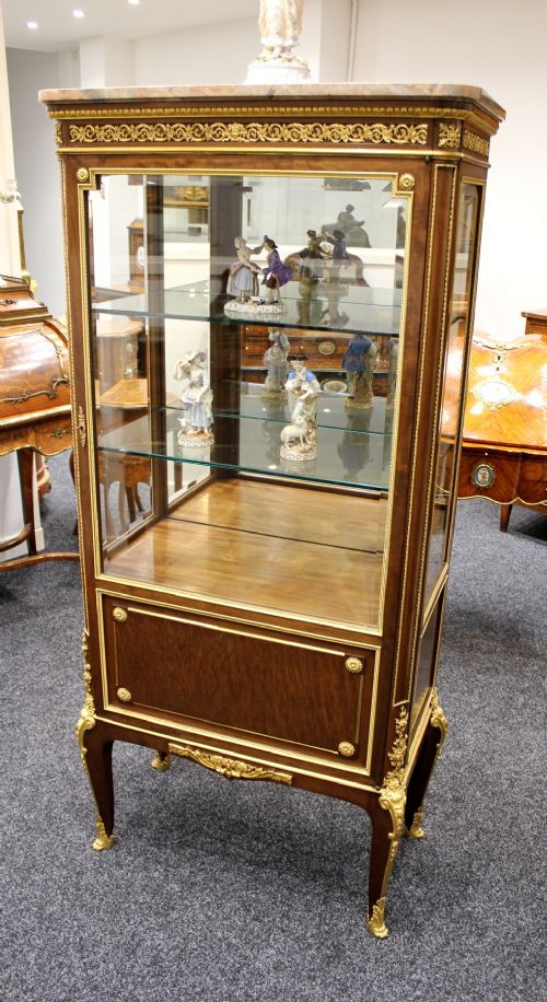 fig 1. A 19TH CENTURY FRENCH MAHOGANY VITRINE CABINET ATTRIBUTED TO PAUL SORMANI