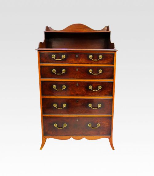 Georgian Mahogany & Satinwood Chest of Drawers