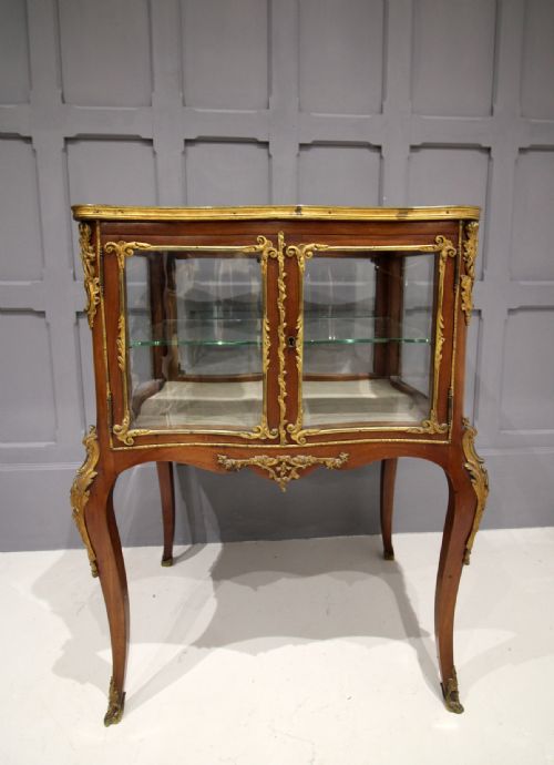 A French Kingwood and Ormolu Mounted Bijouterie Table / Vitrine