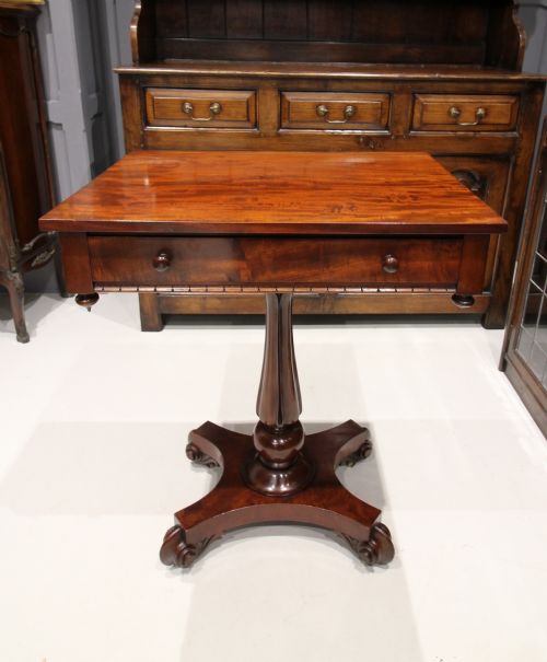 William IV Mahogany Side / Lamp Table