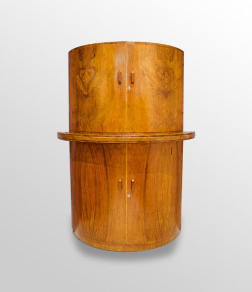 A Beautiful Walnut Art Deco Cocktail / Drinks Cabinet