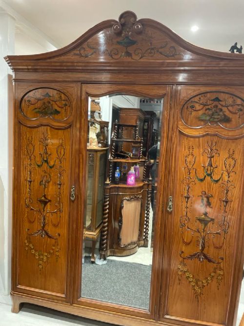 fig 1. A BEAUTIFUL EDWARDIAN SATINWOOD PAINTED WARDROBE
