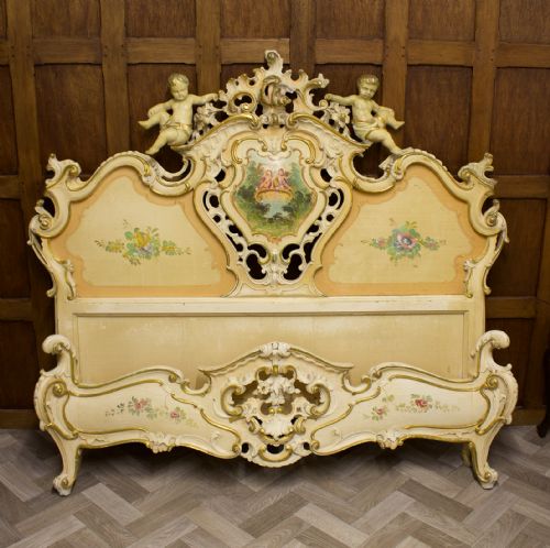 Early 20th Century Italian Painted Bed