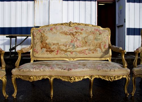 fig 5. 19th Century Louis XV Style Carved Giltwood 5-Piece Salon Suite - Aubusson Tapestry