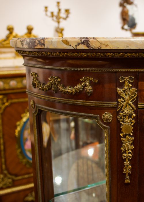 fig 4. Fine Quality French Ormolu Mounted Vitrine Cabinet By Francois Linke