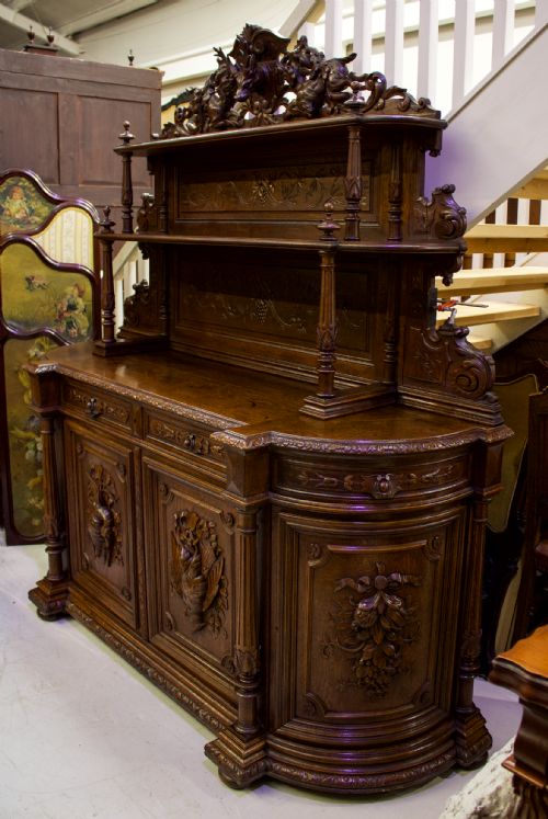 Stunning Antique 19th Century Carved Oak Buffet / Sideboard