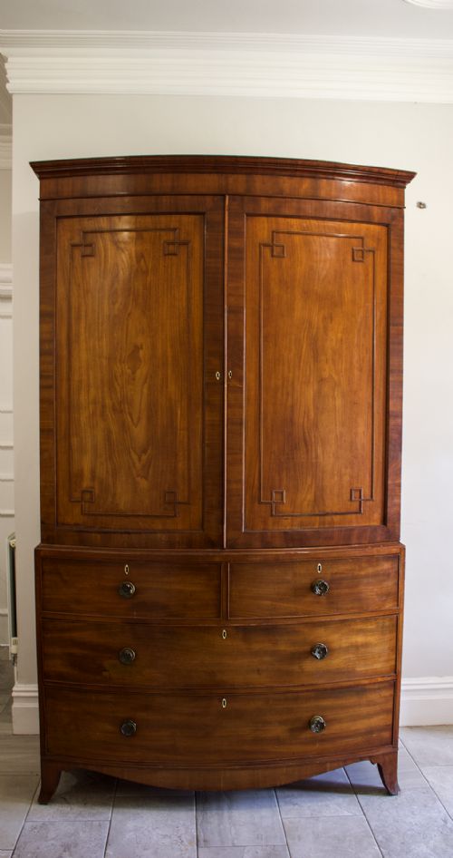 Stunning Antique Mahogany Bow Fronted Linen Press