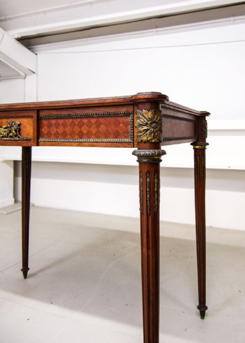 LATE 19TH CENTURY LOUIS XVI STYLE KINGWOOD ORMOLU MOUNTED TABLE - ADDITIONAL PHOTO 5