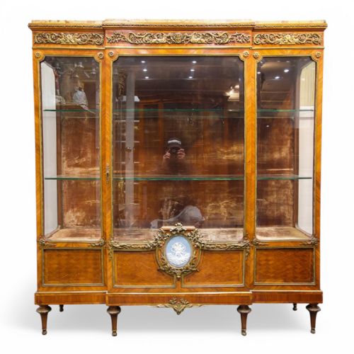 Fine Quality French Kingwood Marble Top Vitrine Cabinet