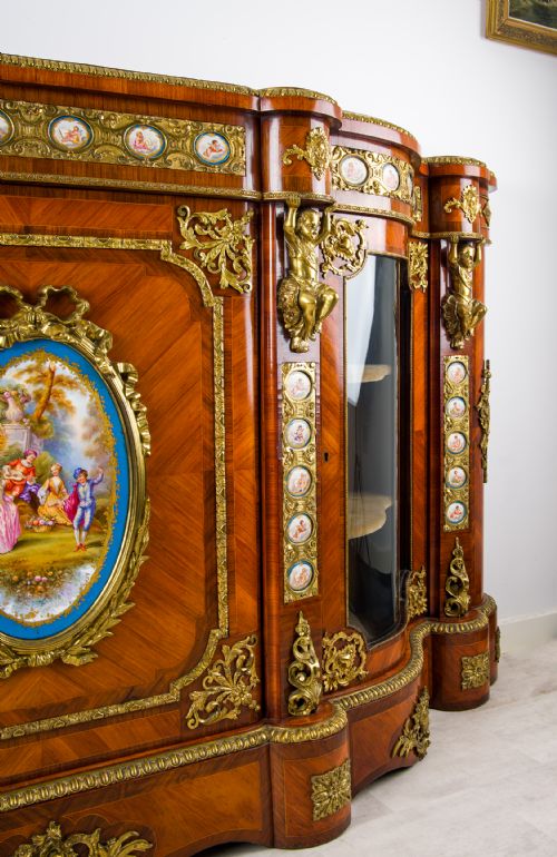 EXHIBITION QUALITY ANTIQUE KINGWOOD CREDENZA WITH ORMOLU PORCELAIN PANELS C1880 PROVENANCE GREAT BRAMPTON HOUSE - ADDITIONAL PHOTO 5