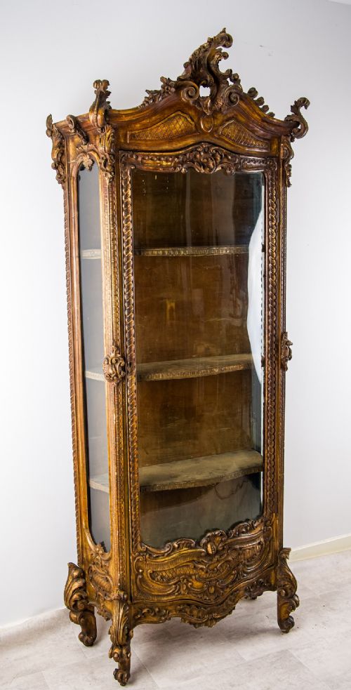 IMPRESSIVE CONTINENTAL GILTWOOD DISPLAY CABINET WITH GLAZED SIDES C1900 - ADDITIONAL PHOTO 1