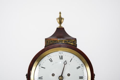 fig 2. Antique English Mahogany Bracket Clock by Grant, Fleet Street, London - No. 372