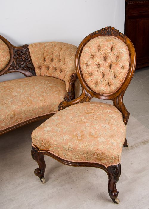 ANTIQUE VICTORIAN CARVED WALNUT 3 PIECE SUITE SETTEE PAIR OF CHAIRS - ADDITIONAL PHOTO 3