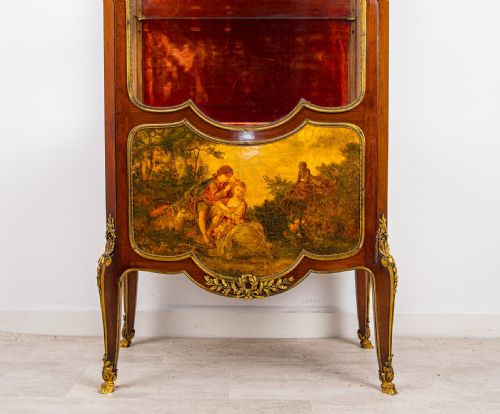 ANTIQUE FRENCH VERNIS MARTIN DISPLAY CABINET ORMOLU MOUNTED GLASS VITRINE WITH PAINTED PANEL - ADDITIONAL PHOTO 3