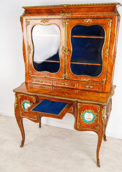 ANTIQUE FRENCH KINGWOOD BONHEUR DU JOUR CABINET WITH SEVRES PORCELAIN PLAQUES ORMOLU MOUNTS - ADDITIONAL PHOTO 2