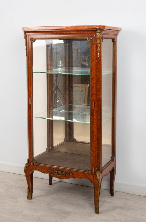 ANTIQUE KINGWOOD ORMOLU DISPLAY CABINET BY FRANOIS LINKE WITH MARBLE TOP - ADDITIONAL PHOTO 3