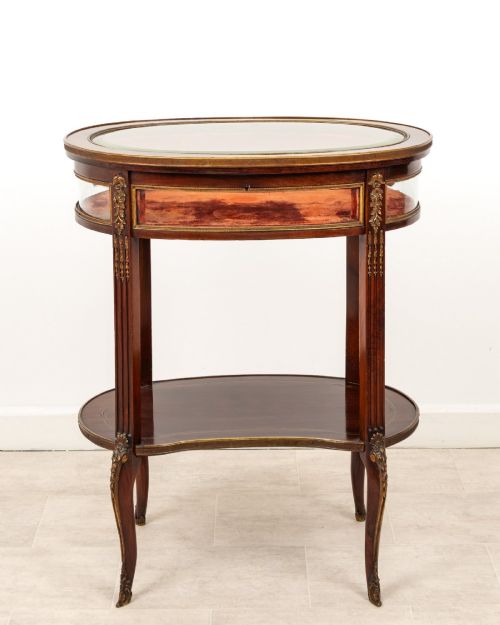 ANTIQUE FRENCH MAHOGANY BIJOUTERIE DISPLAY TABLE WITH GLASS TOP ORMOLU MOUNTS C1900