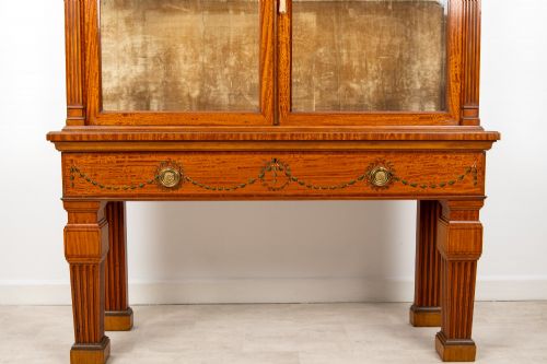 ANTIQUE EDWARDIAN SATINWOOD PAINTED DISPLAY CABINET ON STAND BY HAMPTON SONS C1900 - ADDITIONAL PHOTO 4