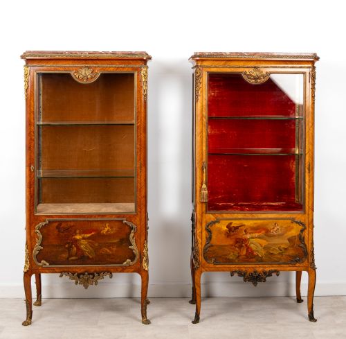 EXCEPTIONAL MATCHED PAIR ANTIQUE FRENCH KINGWOOD VERNIS MARTIN VITRINE DISPLAY CABINETS WITH MARBLE TOPS ORMOLU MOUNTS C1880 - ADDITIONAL PHOTO 1