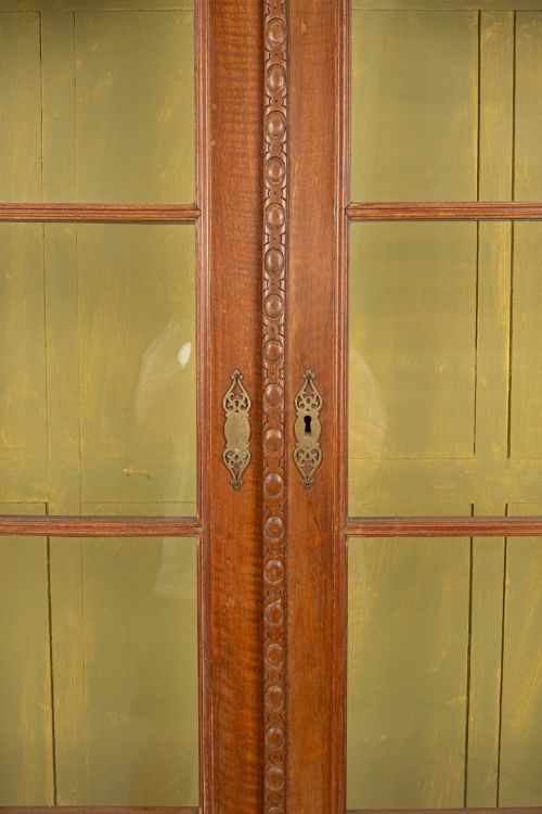 ANTIQUE QUEEN ANNE REVIVAL WALNUT DISPLAY CABINET BOOKCASE C1900 - ADDITIONAL PHOTO 4