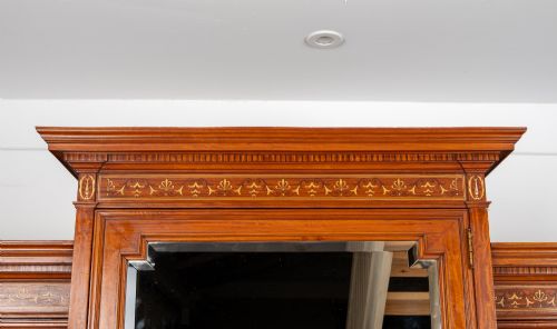ANTIQUE EDWARDIAN SATINWOOD PAINTED TRIPLE WARDROBE C1900 LARGE INLAID MIRRORED ARMOIRE - ADDITIONAL PHOTO 6
