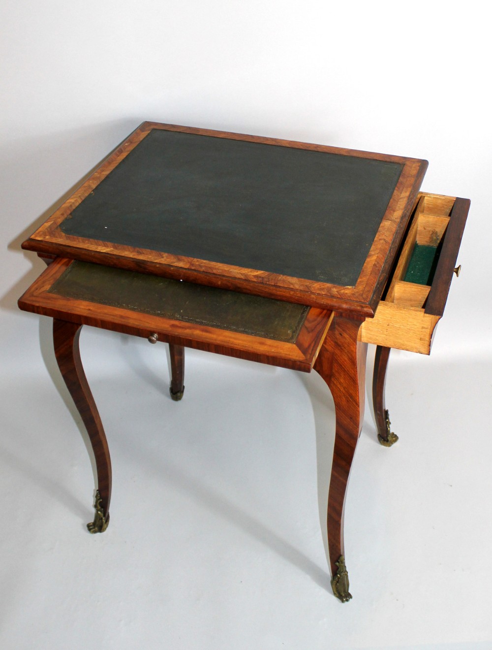 A FRENCH KINGWOOD SIDE TABLE WITH BRUSH & SLIDE