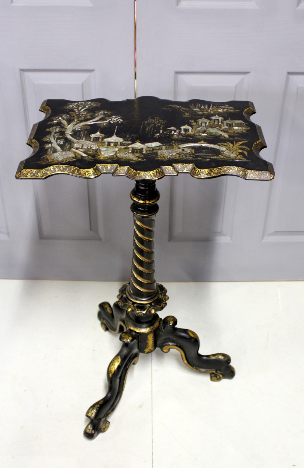 A PRETTY PAPIER MACHE PAINTED MOTHER OF PEARL SIDE TABLE 