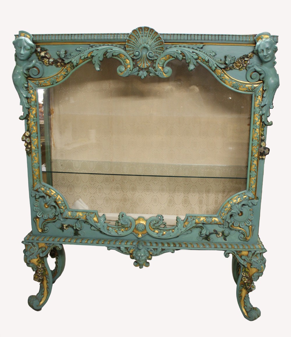 A BEAUTIFUL CARVED VENETIAN DISPLAY CABINET 
