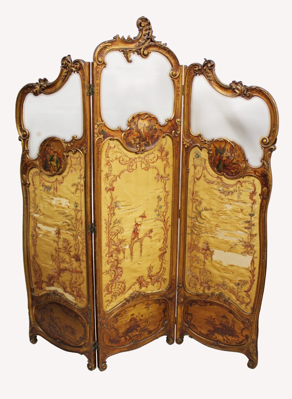 A LOVELY CHINESE LACQUERED 3 FOLD SCREEN WITH CHINESE SCENES 
