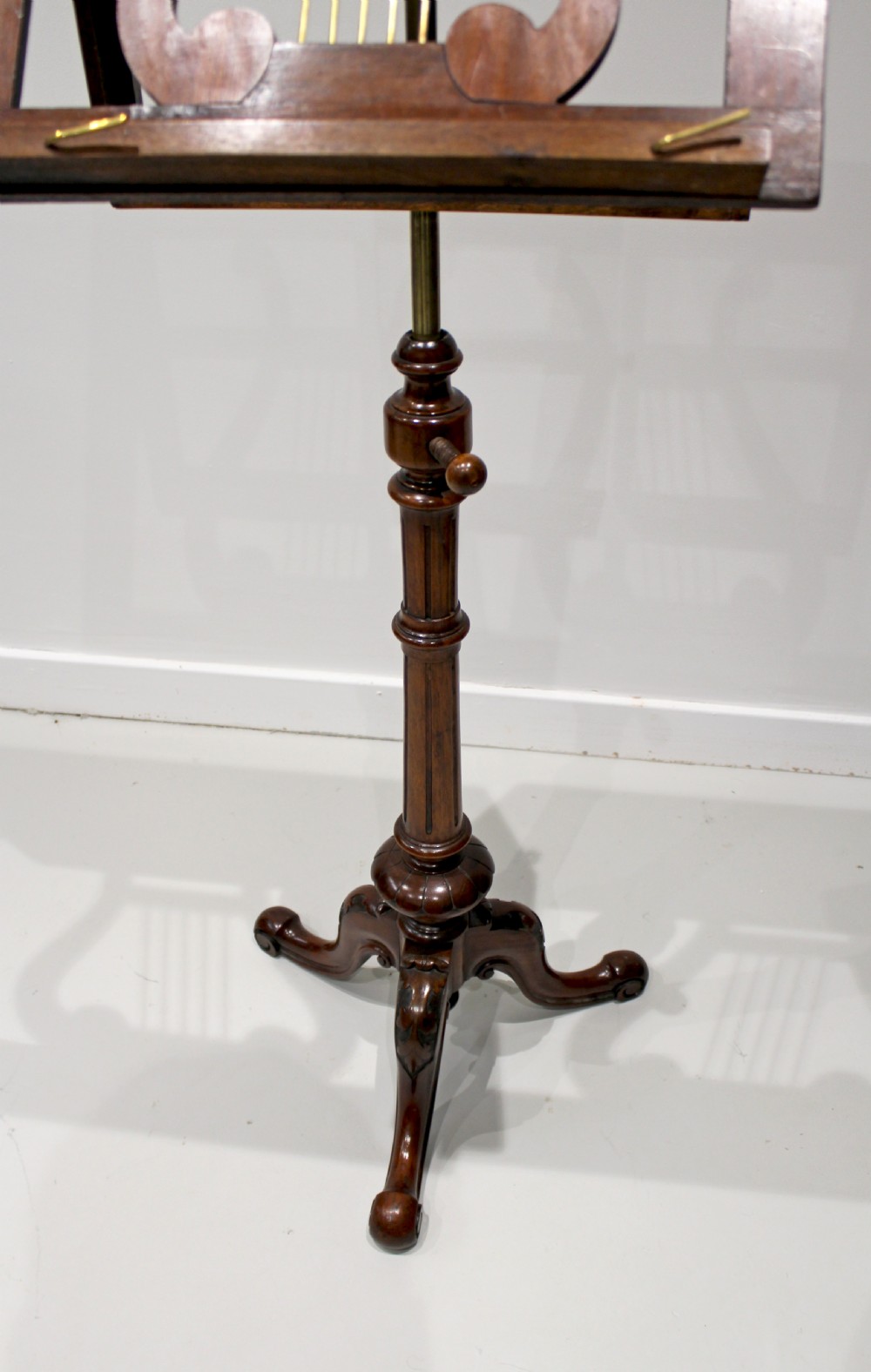 A LOVELY VICTORIAN WALNUT MUSIC STAND  View II