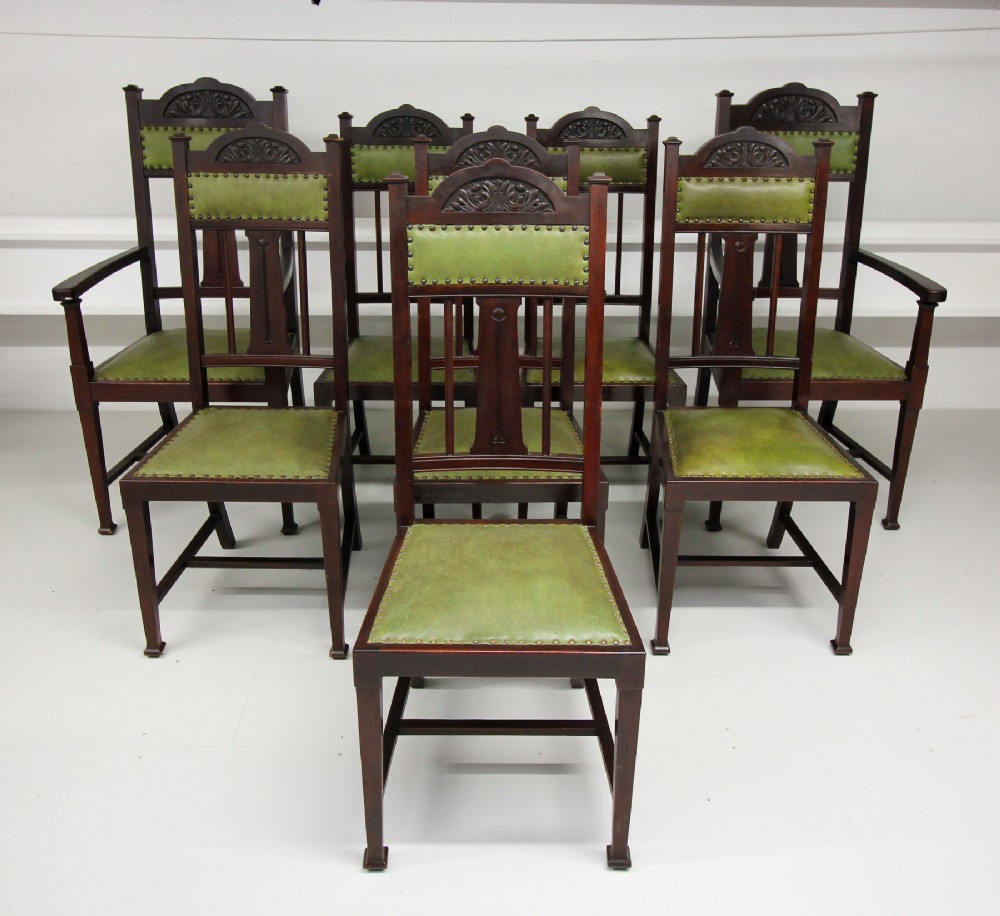 A LOVELY SET OF 8 MAHOGANY ARTS AND CRAFTS CHAIRS