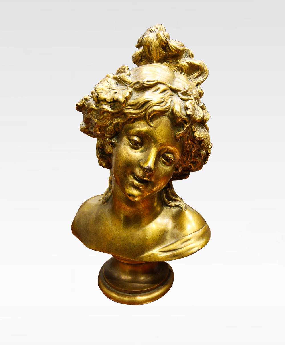 A BEAUTIFUL QUALITY 19TH CENTURY BRONZE BUST OF LADY 