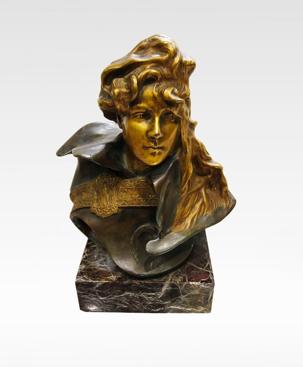 ART NOUVEAU GILT AND BRONZE PATINATED BUST OF SARAH BERNHARDT BY PAUL FRANCOIS BERTHOUD.