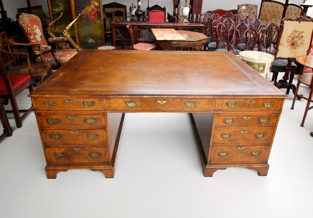 A BEAUTIFUL WALNUT PEDESTAL DESK View VIII