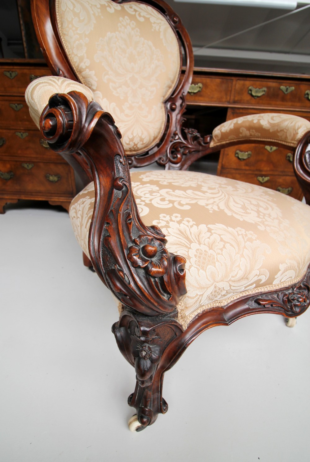 A BEAUTIFUL VICTORIAN CARVED WALNUT ARMCHAIR View III