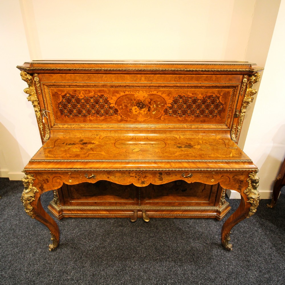 A STUNNING BURR WALNUT, MARQUETRY & ORMOLU MOUNTED UPRIGHT PIANO BY JULIUS BLUTHNER View VII